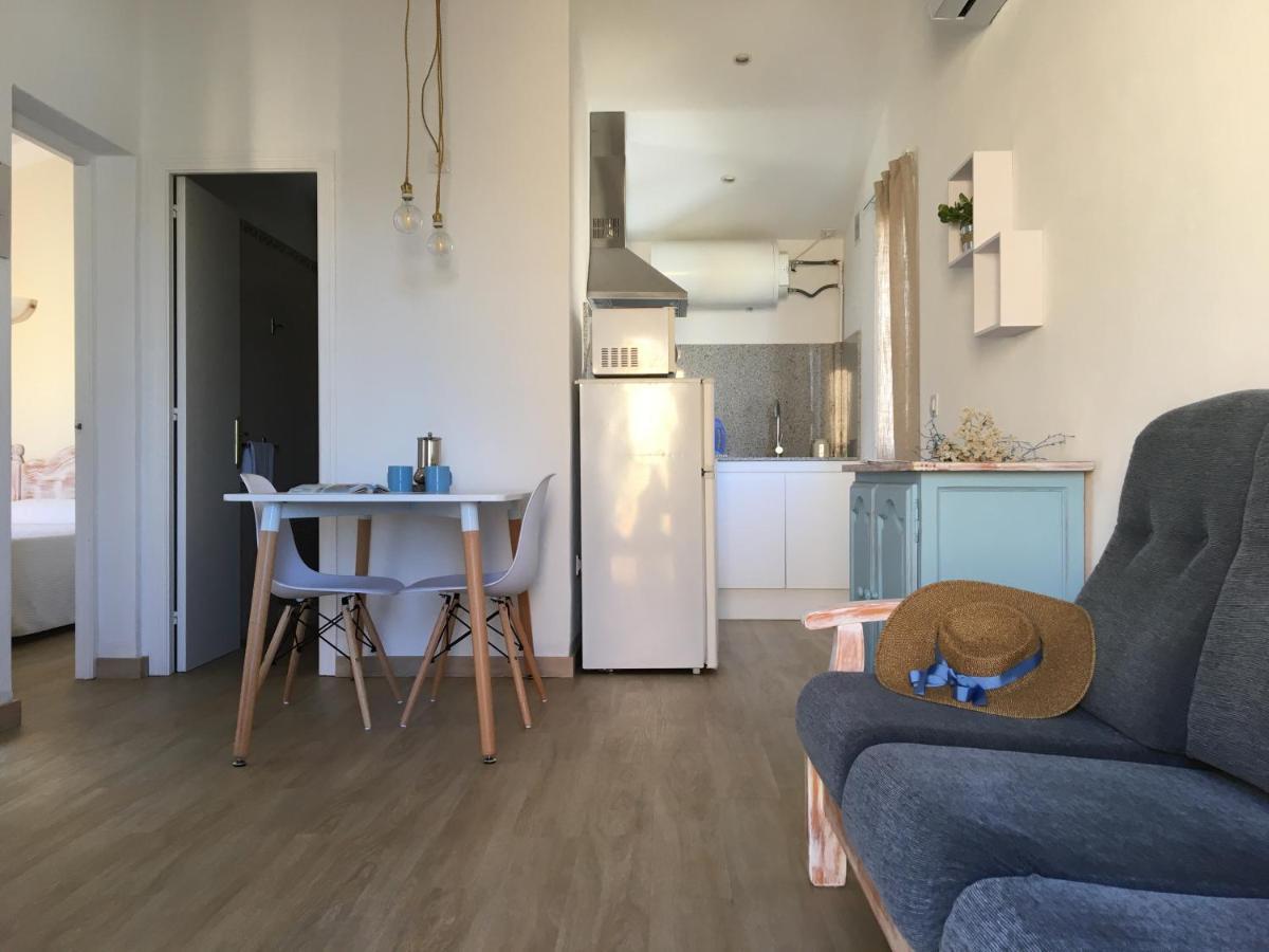 Apartamentos Surest Cala'N Blanes  Exterior photo
